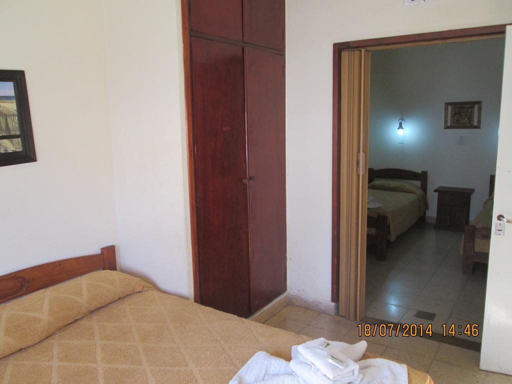 Nuevo Hotel Belgrano San Nicolás de los Arroyos Zimmer foto